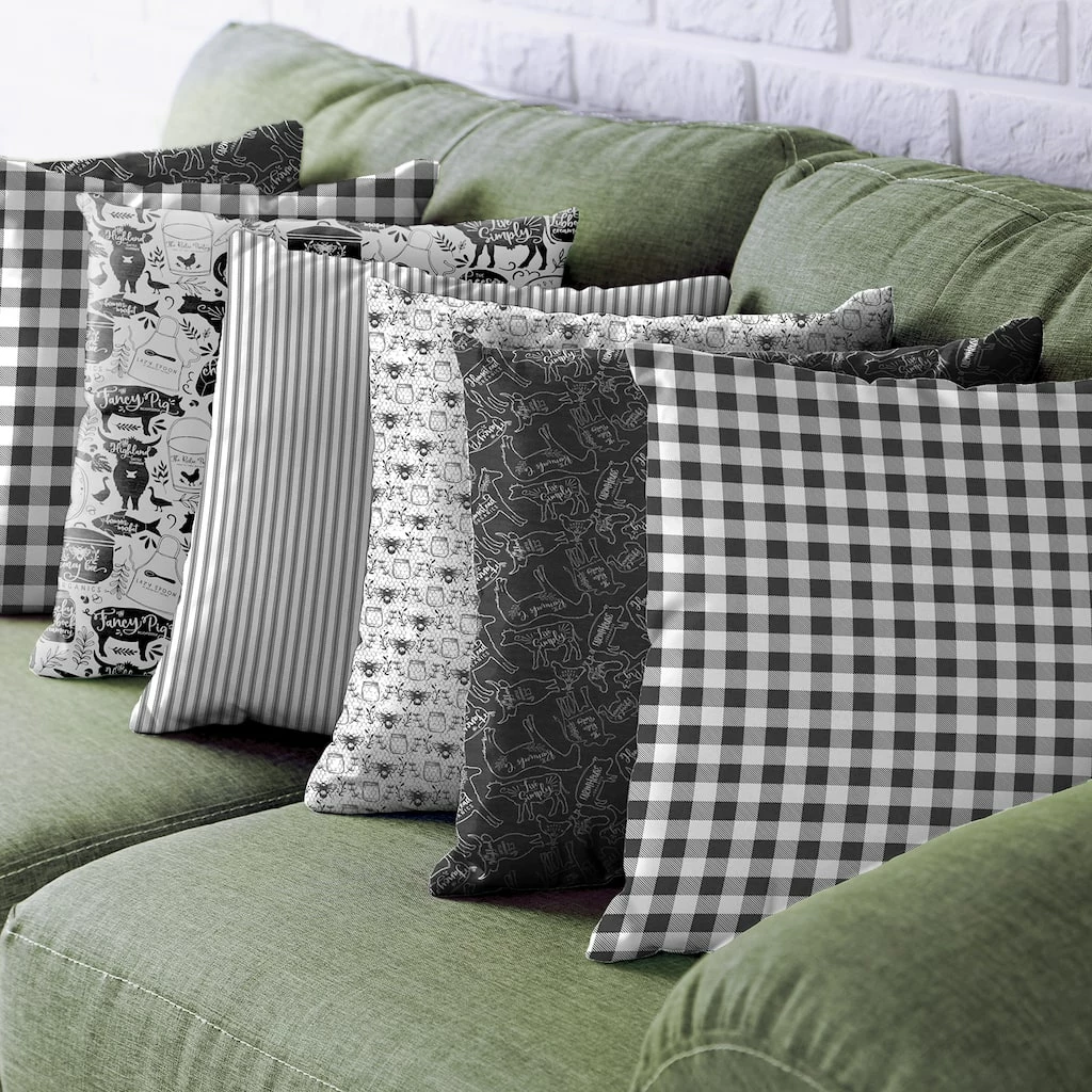 Discount π Black & White Bees Cotton Fabric Bundle by Loops & Threads™ π 5 Discount π Black & White Bees Cotton Fabric Bundle by Loops & Threads™ π - Image 3